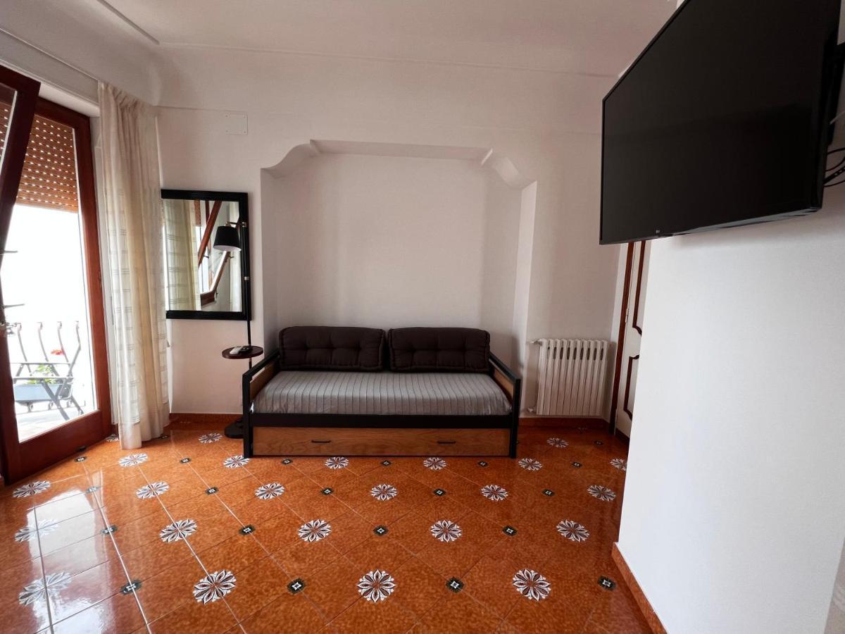 Bed and Breakfast Casa Dora à Anacapri  Extérieur photo